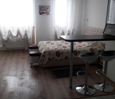 Darnyckyj Apartment | ЖК "Ривьера"