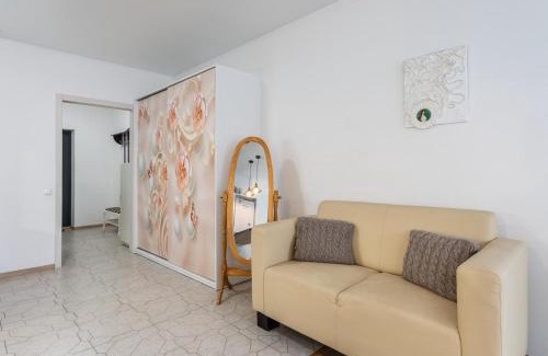 Darnyckyj Apartment | ЖК "Ривьера"