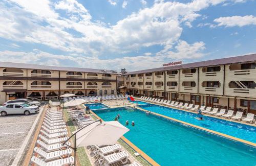 Solotvyno Hotel | Золотий Павлін