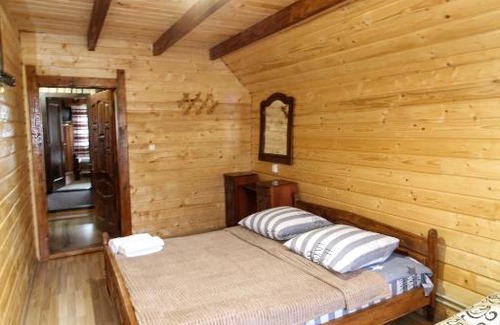 Yablunytsya House | "Карпати"