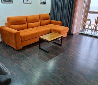 Petropavlovsk Apartment | Квартира с видом на парк,в минуте ходьбы от Акимата,Налоговой, Прокуратуры,Рахмета,Dostyk Mall,ЦОНа