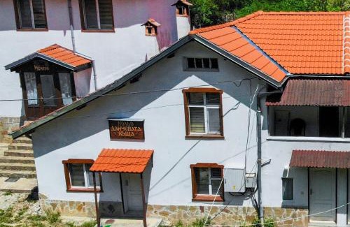 Sokolovtsi House | Комплекс Петлето