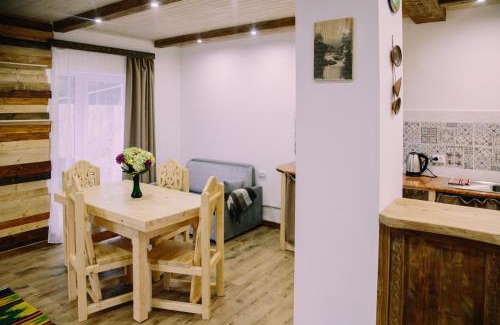 Yaremche Cabin | Котедж "Солард"