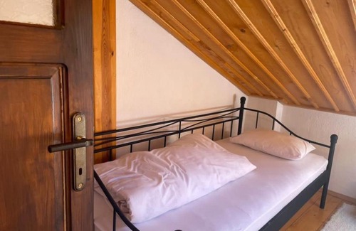 Hvoyna House | Къща за гости Аспарух