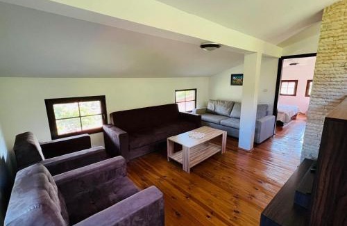 Skrino Villa | Къща за гости Под Манастира