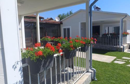 Banya Villa | Къщи за гости "Ямира"