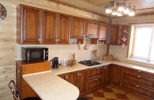 Mykulychyn House | Ластівчине гніздо