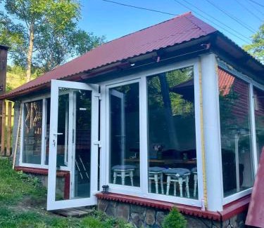 Soymy Apartment | ЛІСОВА ХАТИНКА