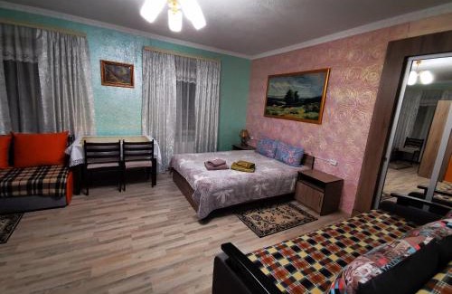 Yahotyn House | Міні КВАРТАЛ