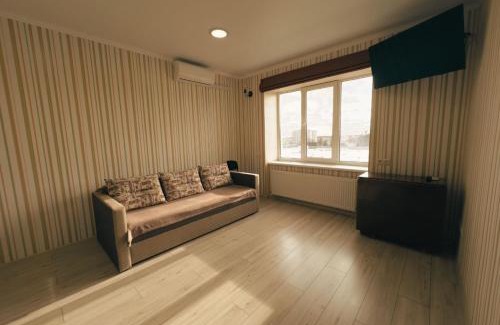 Uman Apartment | Нові Апартаменти біля Софіївського Парка