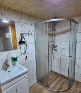 Skole House | Нота Карпат