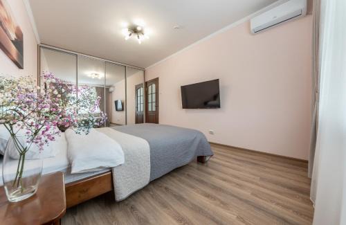 Darnyckyj Apartment | Осокорки Русовой 3