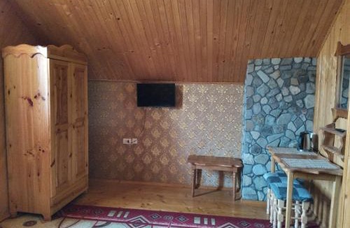 Yaremche House | Приватна садиба Яблуневий сад 1