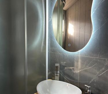 Yaremche House | Роздоріжжя