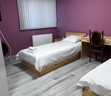 Belovo House | Семеен Хотел Сестримо