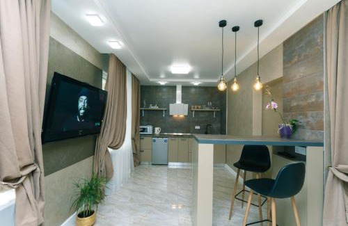 Darnyckyj Apartment | Студия на Бориса Гмыри 12б