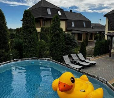 Buki Villa | Трушки34