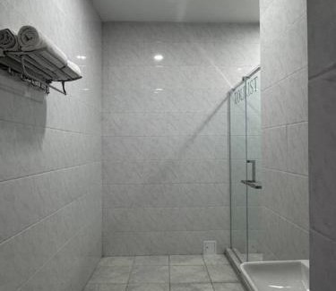 Taraz Hotel | Турист