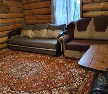 Serednye House | Хатина біля потока