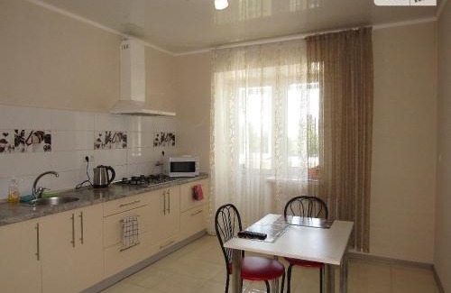 Lenins'kyi district Apartment | Хмельницьке шосе 122а