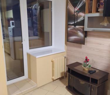 Sukhinovka Apartment | Центр район 5 школи Апартаменти