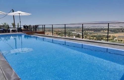 Menahemia Villa | אגמוניה