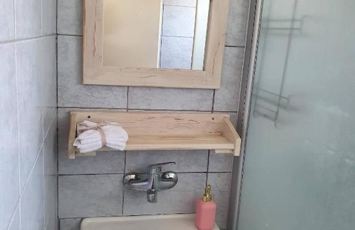 Avnei Eitan House | אדמה ברמה