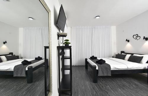 Migdal Apartment | אחוזת איריס הגליל - וילה וסוויטות מושלמות עם בריכה מחוממת