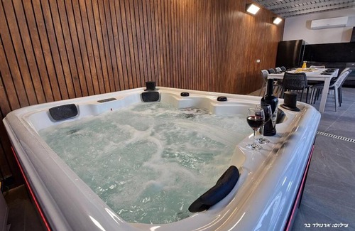 Dalton Bed & Breakfast | אחוזת הנוף הצפוני - סוויטות מושלמות בגליל עם בריכה וג'קוזי במתחם