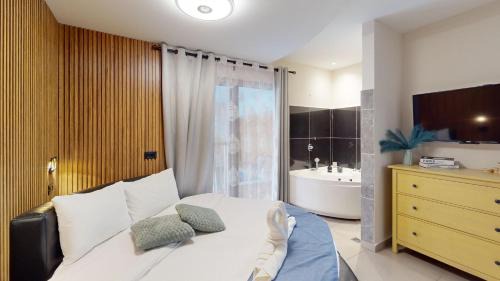 Had Nes Apartment | אחוזת ריצ'מונד של רשת לב הגולן - 3 סוויטות מהממות בחד נס ליד הכנרת