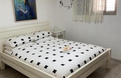 Shlomi House | בין יער לים