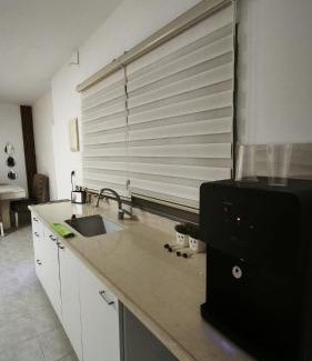 Daliyat al-Karmel Apartment | בית רזליאן - נוף בשכונה