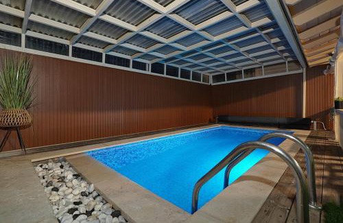 Shomera House | בקתה בשמורה