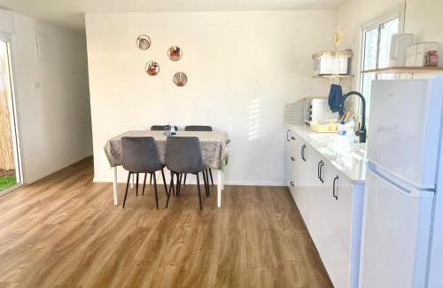 Giv'at Yo'av Apartment | בקתה 512- אירוח בדרום הגולן