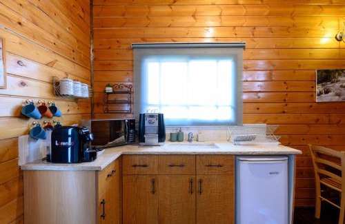 Goren Cabin | בקתות בצל הגפן