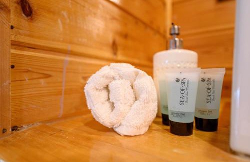 Goren Cabin | בקתות בצל הגפן