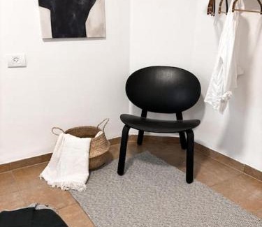 Zikhron Ya'aqov Villa | המייסדים