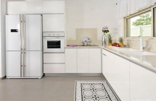 Peqiin Hadasha Villa | וילה אל סלבדור - וילה מדהימה עם בריכה פרטית וג'קוזי