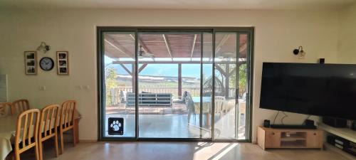 Kfar Yehezkel Apartment | וילה בגלבוע