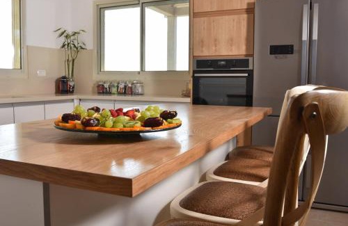 Ein Ya'akov Villa | וילה גליתא - בריכה , ג'קוזי ונוף