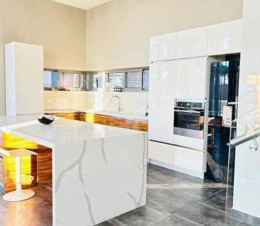 Nurit Villa | וילה גריי