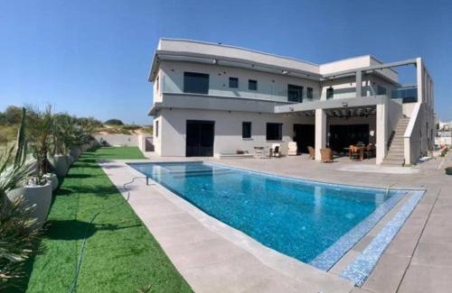 Caesarea Apartment | וילה-ליה