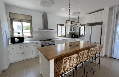 Gilboa Villa | וילת קסם הזוהר- ניר יפה