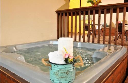 Livnim Cabin | מול כנרת בליבנים