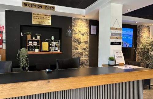 Tiberias Old City Bed & Breakfast | מלון טיבריא