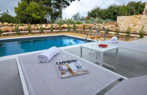 Kfar Vradim Bed & Breakfast | מרי וסימון - סוויטות יוקרה כפר ורדים