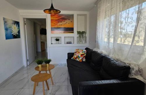 Poriyya Apartment | נווה שחר- צימר משפחתי מקסים עם ג'קוזי פרטי ובריכה ליד הכנרת