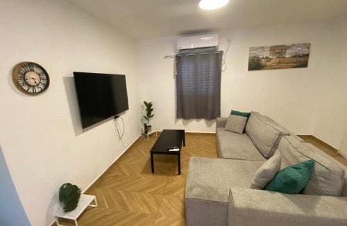 Eilat Apartment | סוויטת הדקל