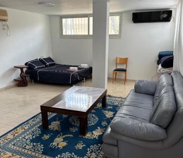 Hadera Apartment | עדן בשמחה- Eden