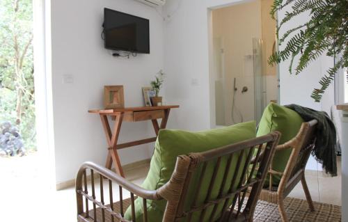 Tsiv'on House | פינה ביער